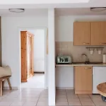 Apartament Maare *
